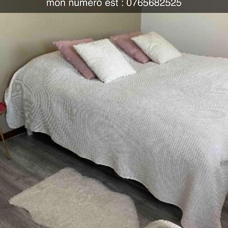 Chambre Chez L Habitant A 200 M Du Bord De Mer Port-de-Bouc Eksteriør bilde